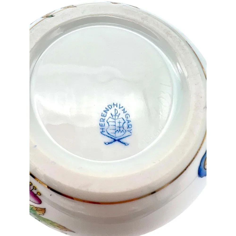 Herend Porcelain Round Trinket Box Bonbonniere Queen Victoria Green Rim 4.25" D - Picture 5 of 9